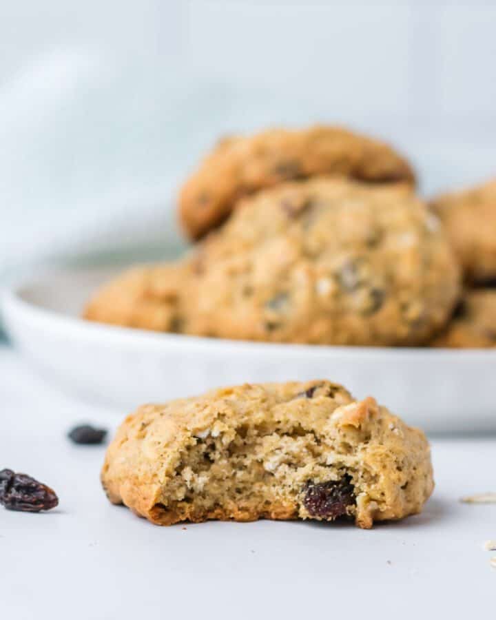 oatmeal raisin cookies