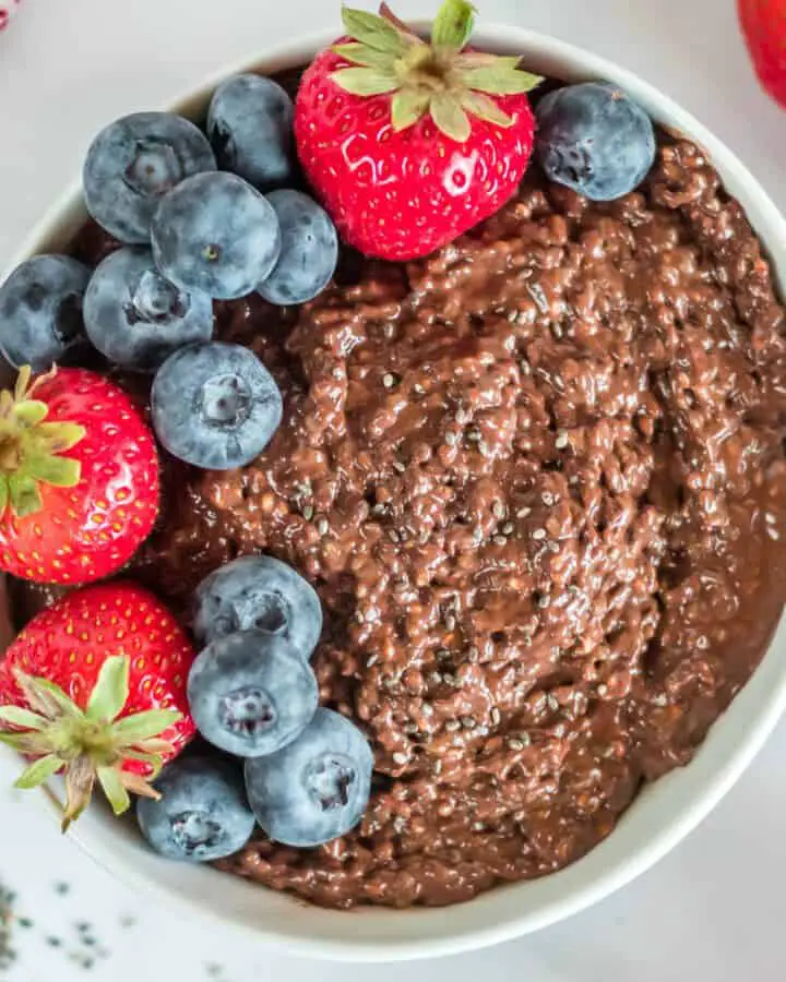 chocolate chia seed pudding