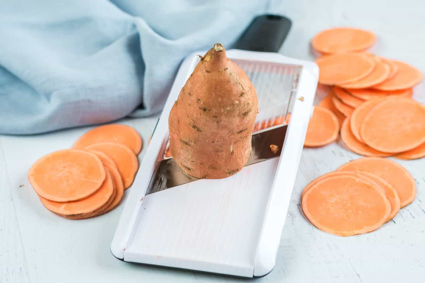 baked sweet potato chips