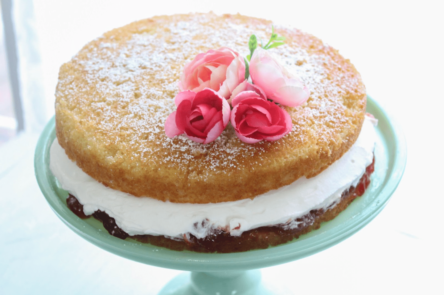 victoria sponge cake