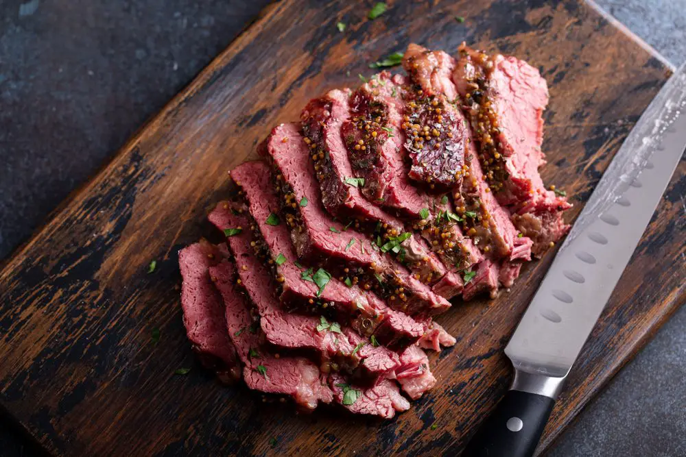 how to slice corned beef